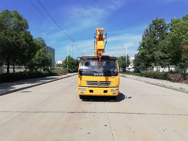 東風(fēng)單排18米高空作業(yè)車